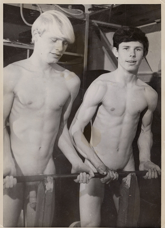 Vintage Nude Guys Gay Porn